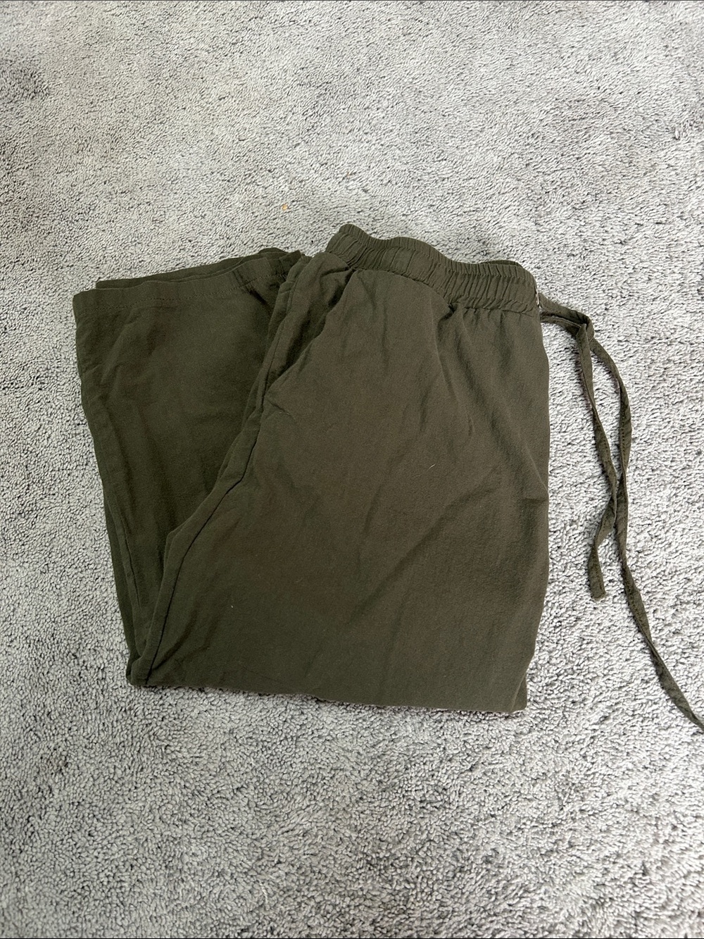 Women's Olive Green Drawstring Capris - Casual Elastic Waist